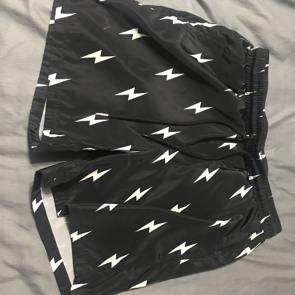 Short shorts